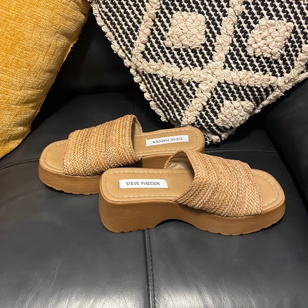 Steve Madden Sandals